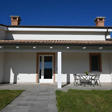 Апартаменты Se252 - Montemarciano, Bilocale Rinnovato Con Giardino Монтемарчано
