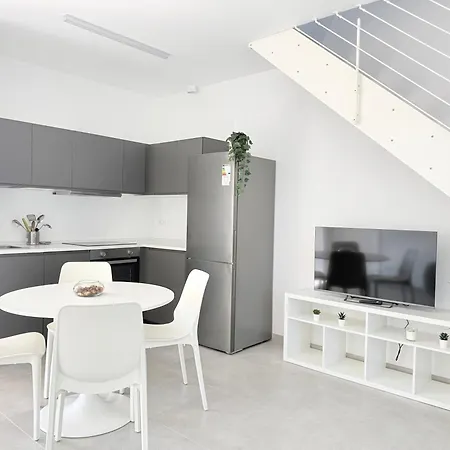 Апартаменты Se252 - Montemarciano, Bilocale Rinnovato Con Giardino