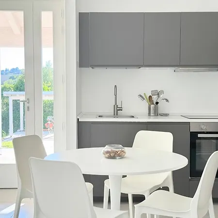 Se252 - Montemarciano, Bilocale Rinnovato Con Giardino Апартаменты