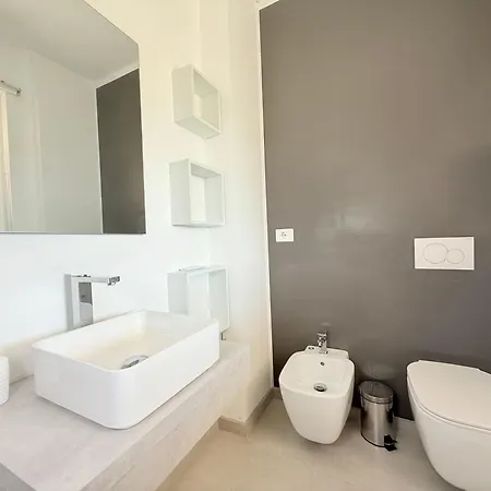 Se252 - Montemarciano, Bilocale Rinnovato Con Giardino アパート