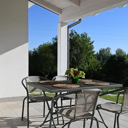Апартаменты Se252 - Montemarciano, Bilocale Rinnovato Con Giardino
